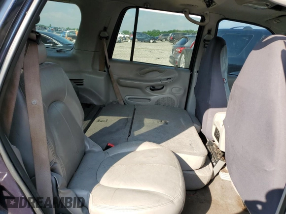 2000 Ford Expedition XLT with VIN 1FMRU15L9YLC33790, listed as a Copart auction lot 59720985 with Not provided miles and Salvage title. Bid and sale history available at DreamBid. Image 11.