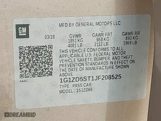 2018 Chevrolet Malibu LT with VIN 1G1ZD5ST1JF208525, listed as a IAAI auction lot 42055307 with 109,147 mi miles. Bid and sale history available at carsss.com. Image 9.
