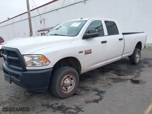 2018 Ram 2500 Tradesman with VIN 3C6UR5HJ7JG240216, listed as a IAAI auction lot 41371971 with 143,069 mi miles. Bid and sale history available at carsss.com. Image 17.