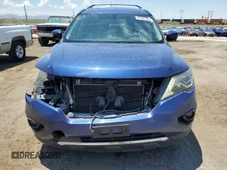 2017 Nissan Pathfinder Platinum with VIN 5N1DR2MNXHC613306, listed as a Copart auction lot 62641485 with 161,737 mi miles and Salvage title. Bid and sale history available at DreamBid. Image 5.