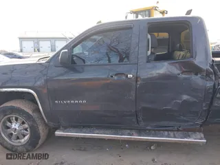 2014 Chevrolet Silverado 1500 LT with VIN 1GCRCREH4EZ404018, listed as a IAAI auction lot 41640371 with 96,068 mi miles. Bid and sale history available at carsss.com. Image 14.