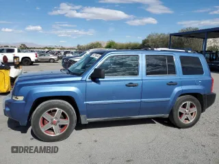 2007 Jeep Patriot Limited z VIN 1J8FF48W37D286057, wystawiony jako Copart lot #54796445 z przebiegiem 182 696 mil mil oraz Szkoda całkowita • Salvage title. Historia ofert i sprzedaży dostępna na DreamBid. Obrazek 1.