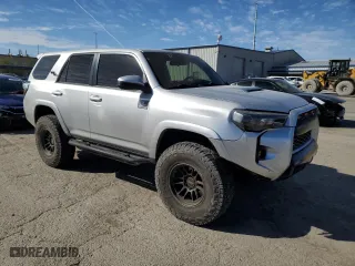 2017 Toyota 4Runner SR5 with VIN JTEBU5JR7H5476991, listed as a Copart auction lot 47418755 with 87,681 mi miles and Salvage Title. Bid and sale history available at carsss.com. Image 4.