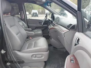 2010 Honda Odyssey Touring with VIN 5FNRL3H97AB056975, listed as a IAAI auction lot 42169269 with 183,483 mi miles. Bid and sale history available at carsss.com. Image 5.