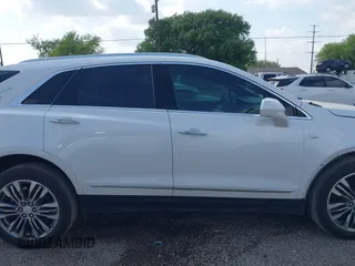 2017 Cadillac XT5 Premium Luxury AWD with VIN 1GYKNERS6HZ105266, listed as a IAAI auction lot 41860785 with 79,593 mi miles. Bid and sale history available at carsss.com. Image 14.