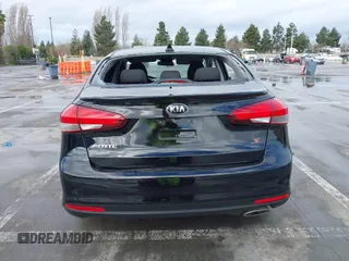 2018 Kia Forte LX with VIN 3KPFL4A79JE262984, listed as a IAAI auction lot 41518365 with 119,189 mi miles and . Bid and sale history available at carsss.com. Image 15.