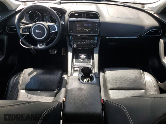 2017 Jaguar F-Pace 20d R-Sport with VIN SADCL2BN3HA098895, listed as a Copart auction lot 57343355 with 122,041 mi miles and Clean title. Bid and sale history available at DreamBid. Image 8.