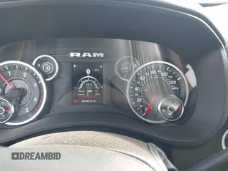 2024 Ram 2500 Big Horn with VIN 3C6UR5DL9RG233089, listed as a IAAI auction lot 42646152 with 39,640 mi miles and . Bid and sale history available at DreamBid. Image 7.