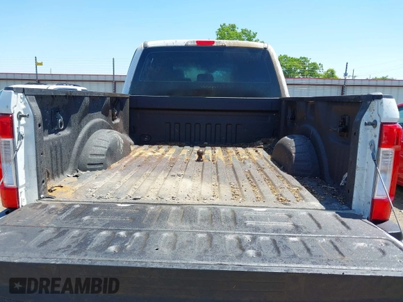 2019 Ford F-250 XL с VIN 1FT7W2B65KED36789, выставлен на аукционе IAAI как лот 42275403 с пробегом 154 847 миль миль и . История ставок и продаж доступна на DreamBid. Изображение 17.