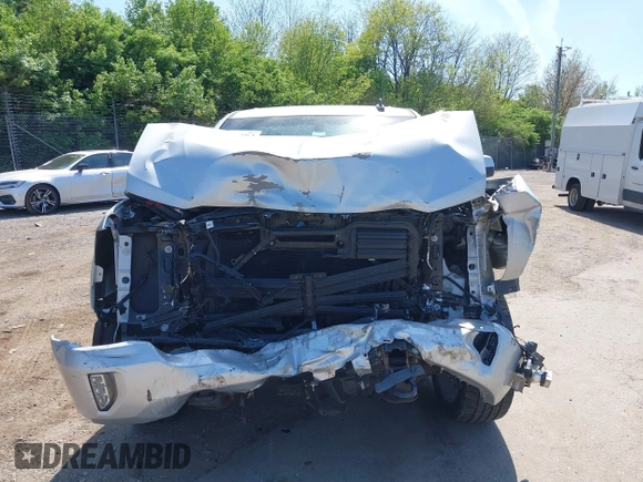 2017 Chevrolet Silverado 1500 LT with VIN 1GCVKREC9HZ337300, listed as a IAAI auction lot 42107262 with 72,691 mi miles and . Bid and sale history available at DreamBid. Image 13.