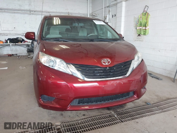 2012 Toyota Sienna LE AAS with VIN 5TDKK3DC9CS247320, listed as a IAAI auction lot 42049985 with 158,159 mi miles. Bid and sale history available at carsss.com. Image 6.