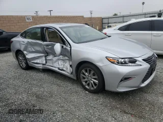 2016 Lexus ES 330 with VIN JTHBK1GG0G2232624, listed as a Copart auction lot 55597955 with 30,386 mi miles and Salvage title. Bid and sale history available at DreamBid. Image 4.