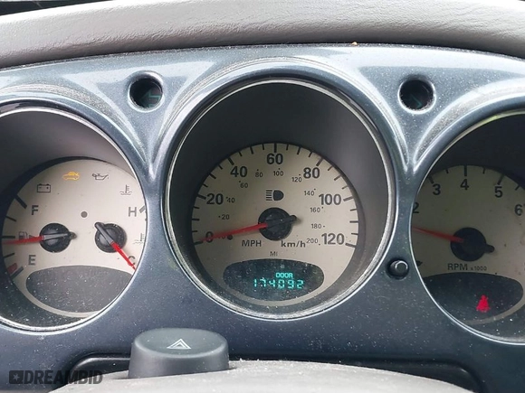 2002 Chrysler PT Cruiser Limited with VIN 3C8FY68B72T315183, listed as a IAAI auction lot 41972947 with 174,092 mi miles. Bid and sale history available at carsss.com. Image 7.