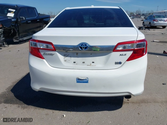 2014 Toyota Camry Hybrid LE with VIN 4T1BD1FK2EU127016, listed as a IAAI auction lot 41683491 with 173,227 mi miles. Bid and sale history available at carsss.com. Image 16.