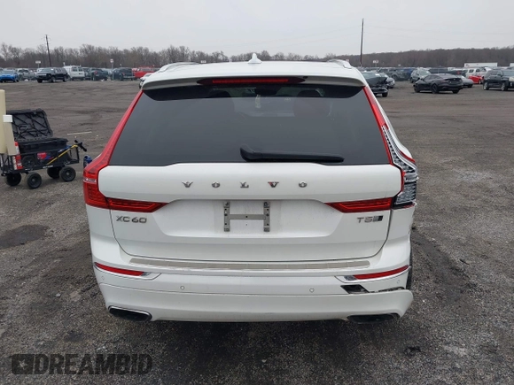 2018 Volvo XC60 Inscription with VIN YV4102RL6J1014331, listed as a IAAI auction lot 41559769 with 89,046 mi miles. Bid and sale history available at carsss.com. Image 16.