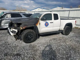 2021 Toyota Tacoma SR z VIN 3TYSZ5AN7MT046504, wystawiony jako Copart lot #54510895 z przebiegiem Nie podano mil oraz Szkoda całkowita • Salvage title. Historia ofert i sprzedaży dostępna na DreamBid. Obrazek 1.