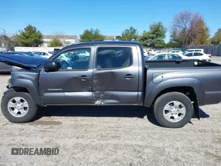 2015 Toyota Tacoma with VIN 3TMLU4EN0FM194841, listed as a IAAI auction lot 41860349 with 200,005 mi miles and . Bid and sale history available at DreamBid. Image 15.