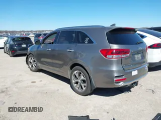 2016 Kia Sorento SX with VIN 5XYPKDA56GG073047, listed as a IAAI auction lot 41725130 with 89,754 mi miles. Bid and sale history available at carsss.com. Image 3.