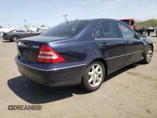2007 Mercedes-Benz C 280 Luxury with VIN WDBRF92H67F928723, listed as a Copart auction lot 54741295 with 179,129 mi miles and Salvage title. Bid and sale history available at DreamBid. Image 3.