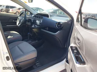 2015 Toyota Prius c One with VIN JTDKDTB37F1089798, listed as a IAAI auction lot 41838827 with 137,655 mi miles. Bid and sale history available at carsss.com. Image 5.