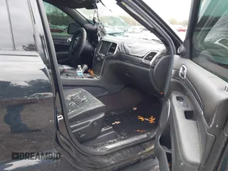 2018 Jeep Grand Cherokee Overland с VIN 1C4RJFCG9JC423188, выставлен на аукционе IAAI как лот 41978012 с пробегом 60 163 миль миль и . История ставок и продаж доступна на DreamBid. Изображение 5.