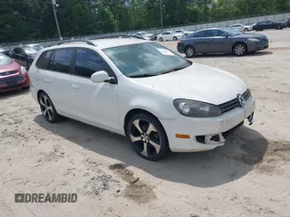 2011 Volkswagen Jetta SE with VIN 3VWPX7AJ5BM601475, listed as a IAAI auction lot 42633458 with Not provided miles and . Bid and sale history available at DreamBid. Image 1.