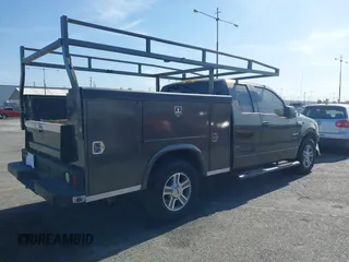 2008 Ford F-150 XL z VIN 1FTPX125X8KC77697, wystawiony jako IAAI lot #42328619 z przebiegiem 178 574 mil mil oraz . Historia ofert i sprzedaży dostępna na DreamBid. Obrazek 4.