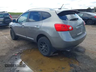 2011 Nissan Rogue SV with VIN JN8AS5MT1BW565474, listed as a IAAI auction lot 41948942 with 145,089 mi miles. Bid and sale history available at carsss.com. Image 3.