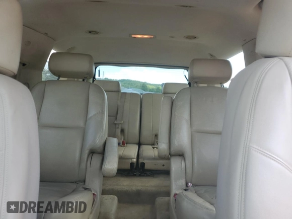 2007 Cadillac Escalade z VIN 1GYFK63827R260277, wystawiony jako Copart lot #54665815 z przebiegiem 206 441 mil mil oraz Tytuł czysty. Historia ofert i sprzedaży dostępna na DreamBid. Obrazek 10.