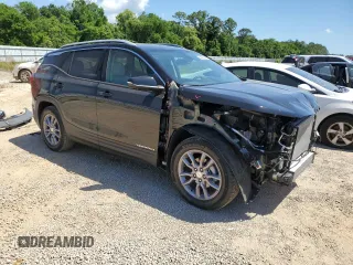2024 GMC Terrain SLT z VIN 3GKALPEG7RL397558, wystawiony jako Copart lot #54905685 z przebiegiem 2 998 mil mil oraz Szkoda całkowita • Salvage title. Historia ofert i sprzedaży dostępna na DreamBid. Obrazek 4.
