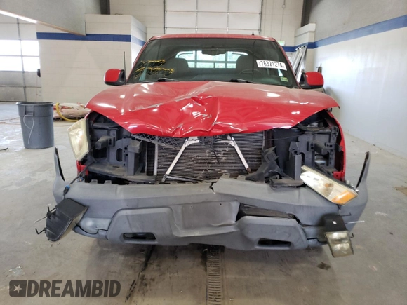 2002 Chevrolet Avalanche with VIN 3GNEK13T12G160860, listed as a Copart auction lot 76321274 with Not Provided miles and Salvage Title. Bid and sale history available at DreamBid. Image 5.