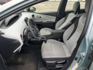 2016 Toyota Prius Two z VIN JTDKBRFU7G3519217, wystawiony jako Copart lot #56574155 z przebiegiem 108 794 mil mil oraz Szkoda całkowita • Salvage title. Historia ofert i sprzedaży dostępna na DreamBid. Obrazek 7.