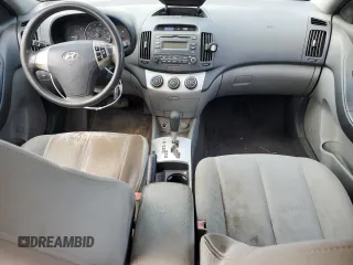2009 Hyundai Elantra GLS z VIN KMHDU46D69U760247, wystawiony jako Copart lot #59694895 z przebiegiem 215 328 mil mil oraz Szkoda całkowita • Salvage title. Historia ofert i sprzedaży dostępna na DreamBid. Obrazek 8.