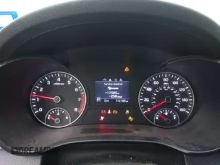 2020 Kia Optima LX с VIN 5XXGT4L30LG383721, выставлен на аукционе IAAI как лот 42429025 с пробегом 112 163 миль миль и . История ставок и продаж доступна на DreamBid. Изображение 7.