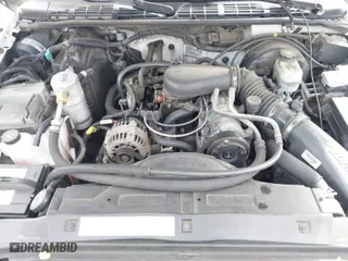 2003 GMC Sonoma SLS with VIN 1GTCS19X438272277, listed as a IAAI auction lot 41554041 with 168,682 mi miles. Bid and sale history available at carsss.com. Image 10.