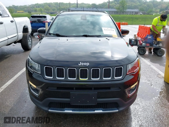 2018 Jeep Compass Limited with VIN 3C4NJDCB9JT238358, listed as a IAAI auction lot 42113754 with 105,266 mi miles and . Bid and sale history available at DreamBid. Image 12.