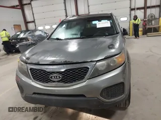 2011 Kia Sorento LX with VIN 5XYKT4A2XBG113975, listed as a IAAI auction lot 41753554 with 225,787 mi miles. Bid and sale history available at carsss.com. Image 12.