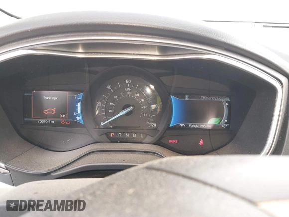 2020 Ford Fusion Hybrid SE with VIN 3FA6P0LU7LR201375, listed as a IAAI auction lot 41815488 with 70,670 mi miles. Bid and sale history available at carsss.com. Image 7.