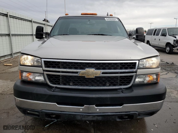 2006 Chevrolet Silverado 3500 DRW LT1 with VIN 1GCJK33D46F154523, listed as a Copart auction lot 84960604 with NaN miles and Salvage Title. Bid and sale history available at carsss.com. Image 5.