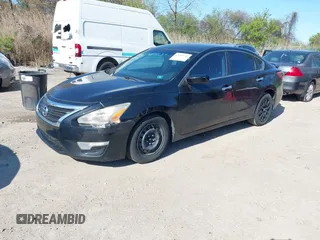 2013 Nissan Altima 2.5 S with VIN 1N4AL3AP2DN466231, listed as a IAAI auction lot 42065741 with 138,511 mi miles. Bid and sale history available at carsss.com. Image 2.