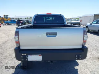 2013 Toyota Tacoma with VIN 3TMMU4FN2DM055326, listed as a IAAI auction lot 42560152 with 198,406 mi miles and . Bid and sale history available at DreamBid. Image 16.