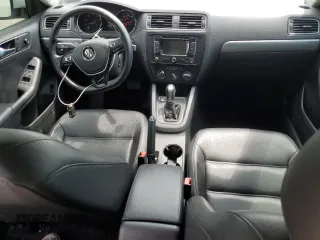 2015 Volkswagen Jetta SE с VIN 3VWD17AJ5FM346949, выставлен на аукционе Copart как лот 62875705 с пробегом 72 817 миль миль и Списание • Salvage title. История ставок и продаж доступна на DreamBid. Изображение 8.