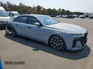 2023 BMW 7 Series 760i xDrive с VIN WBA33EJ0XPCN79892, выставлен на аукционе Copart как лот 64984174 с пробегом 7 898 миль миль и Списание • Salvage title. История ставок и продаж доступна на DreamBid. Изображение 4.