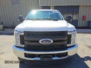 2017 Ford Super Duty F-250 SRW XLT with VIN 1FTBF2B60HEE61749, listed as a Copart auction lot 49674395 with 147,647 mi miles and Clean Title. Bid and sale history available at carsss.com. Image 5.