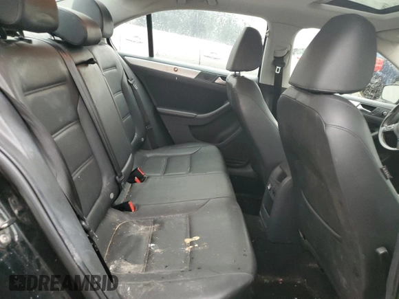 2013 Volkswagen Jetta SE with VIN 3VWDX7AJ4DM360255, listed as a Copart auction lot 58498955 with 160,346 mi miles and Non repairable. Bid and sale history available at DreamBid. Image 10.