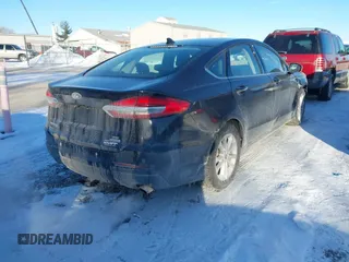 2019 Ford Fusion SE with VIN 3FA6P0HD6KR282490, listed as a IAAI auction lot 41379092 with 46,069 mi miles. Bid and sale history available at carsss.com. Image 4.