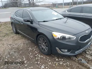 2016 Kia Cadenza Premium with VIN KNALN4D71G5213661, listed as a IAAI auction lot 41652230 with 160,158 mi miles. Bid and sale history available at carsss.com. Image 1.