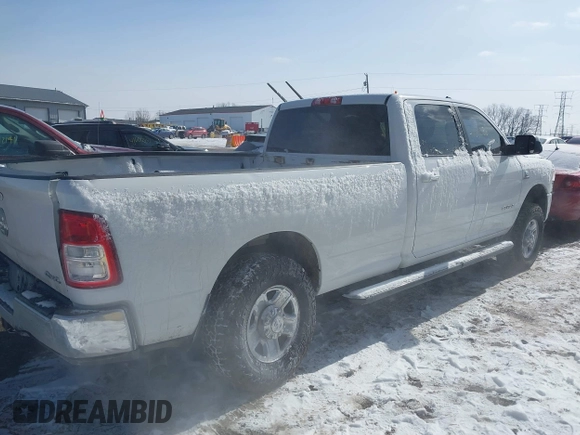 2019 Ram 2500 Big Horn with VIN 3C6UR5JL3KG537805, listed as a IAAI auction lot 41610861 with 207,343 mi miles. Bid and sale history available at carsss.com. Image 4.