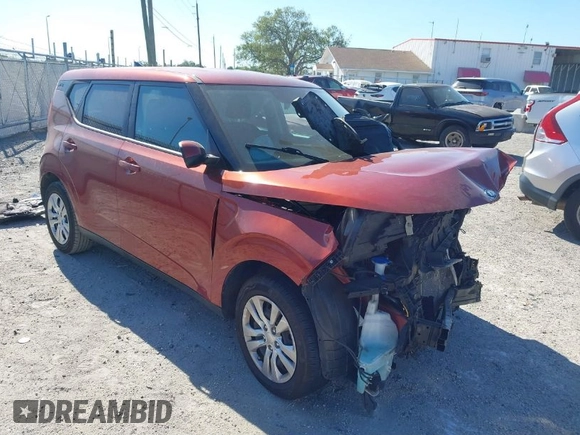 2021 Kia Soul LX with VIN KNDJ23AU6M7755006, listed as a IAAI auction lot 41817038 with 69,262 mi miles. Bid and sale history available at carsss.com. Image 1.
