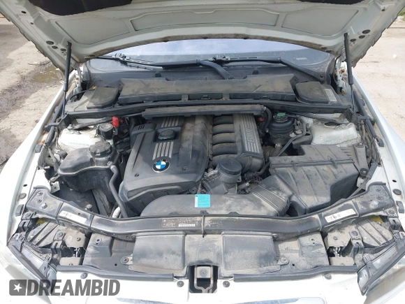 2008 BMW 3 Series 328i with VIN WBAWL13528PX20477, listed as a IAAI auction lot 42370641 with 92,112 mi miles and . Bid and sale history available at DreamBid. Image 10.